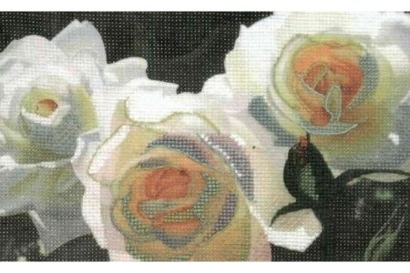 Набор для вышивания крестом Чаривна мить с нанесенным рисунком, Три розы, 19,5*12см