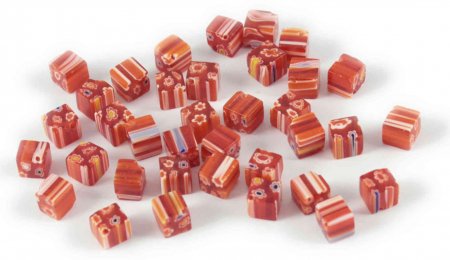 Бусина стеклянная ручной работы ZLATKA Кубик с разноцветными цветочками, оранжевый (010), 10мм