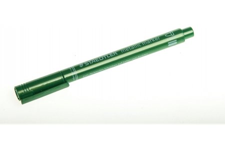 Маркер декоративный универсальный Staedtler, зеленый металлик (553)