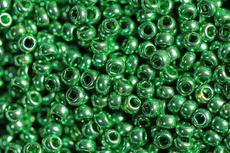 Бисер чешский PRECIOSA круглый 10/0 непрозрачный/металлизированный светло-зеленый (F653), 50г