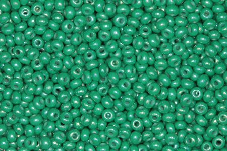 Бисер чешский круглый PRECIOSA 10/0 прозрачный/радужный зеленый(А539)(54240), 50г