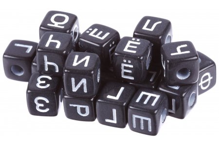 Набор пластиковых бусин Русские буквы на кубике, черный, 1*1см, 20г