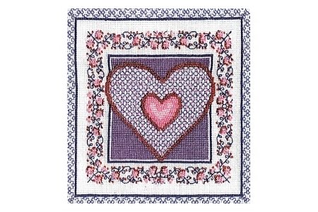 Набор для вышивания крестом Чаривна мить Розовое сердце, 19,5*21см